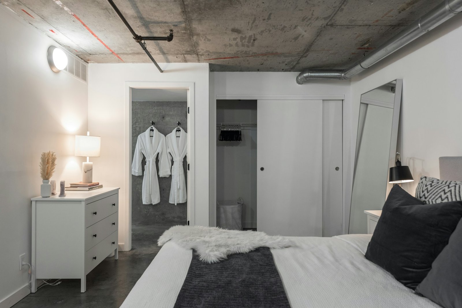 Minimalist Japanese-Inspired Apartment